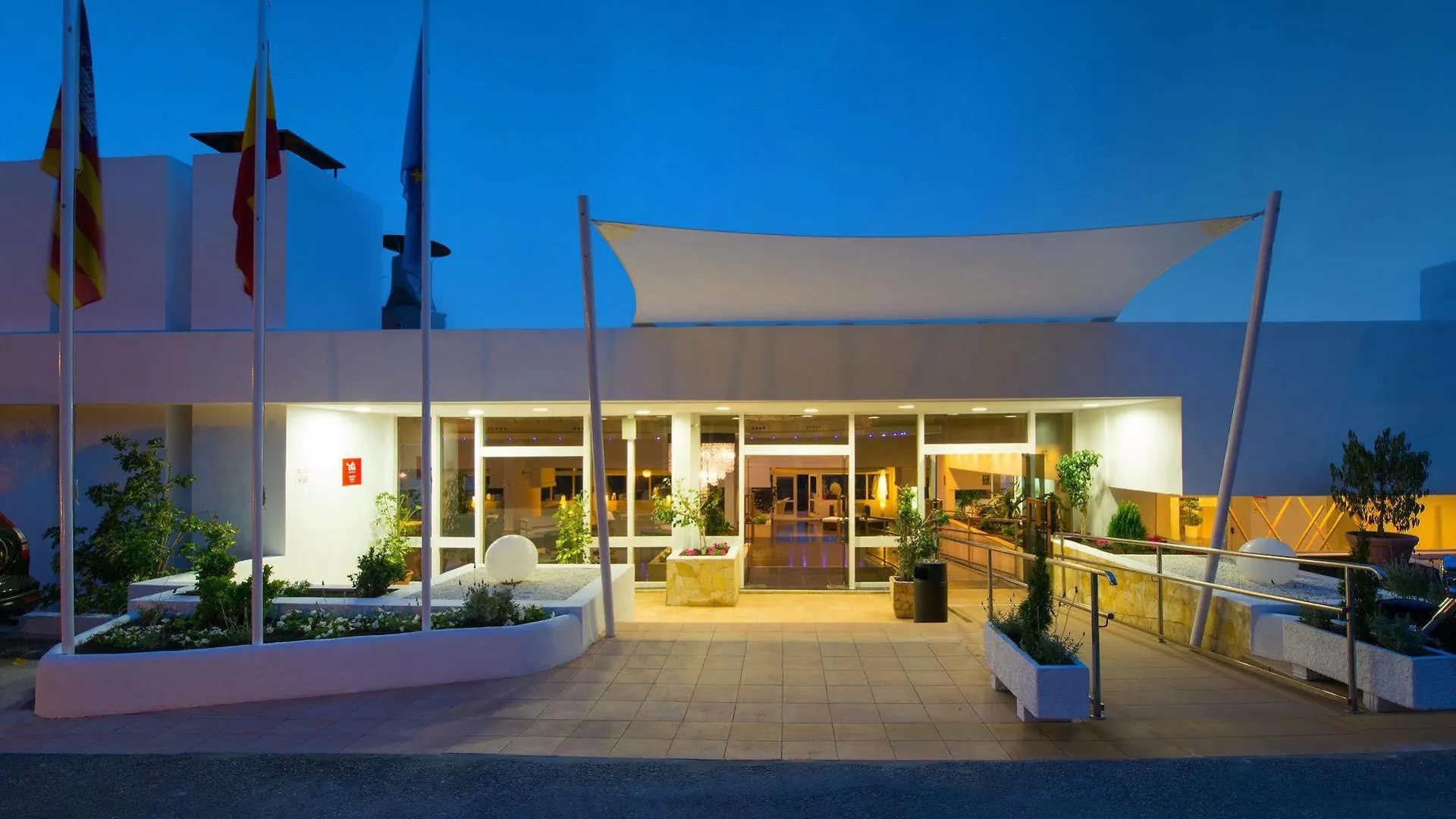 Hotel Galeon Port de Sant Miguel Spain
